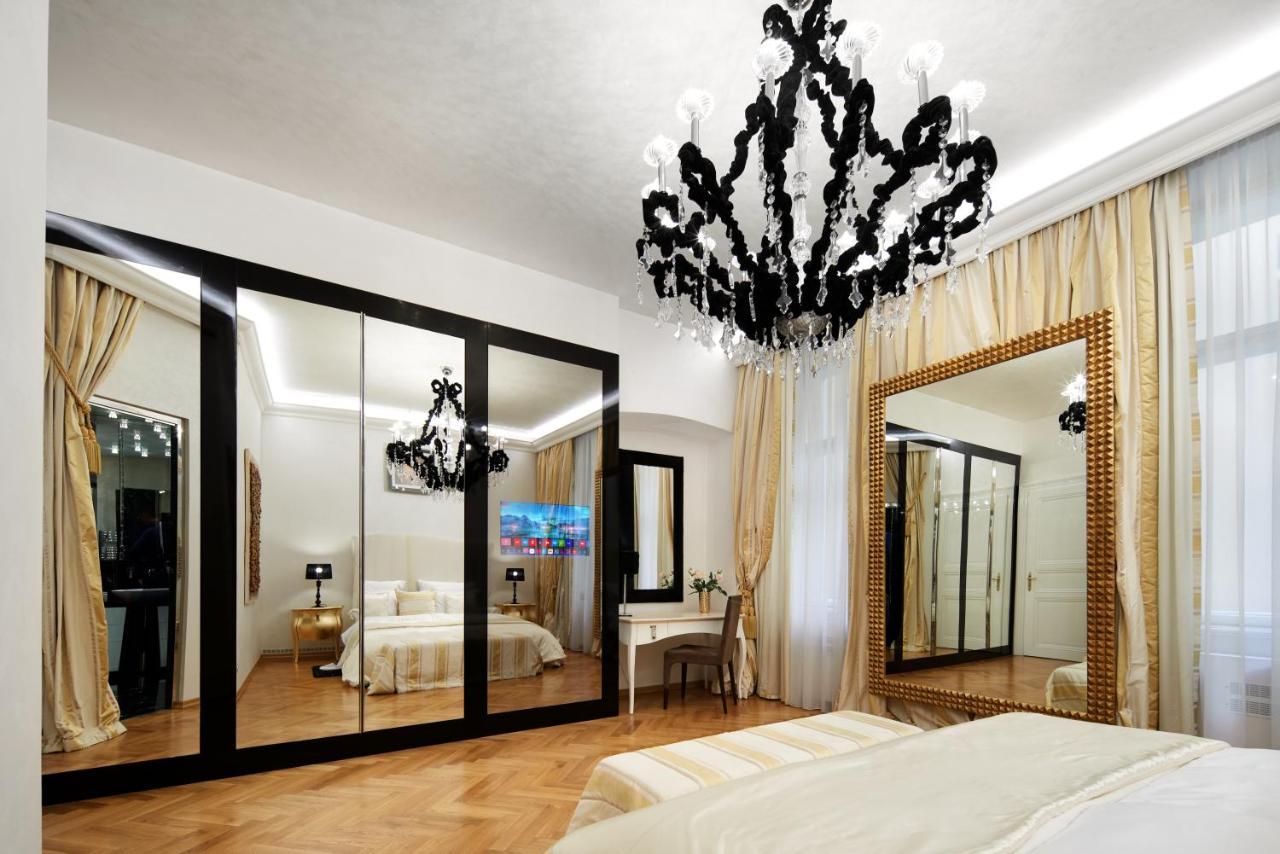 Fendi Casa * Praag